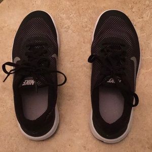 Nike Flexexperience RN 4 Black Running Shoes